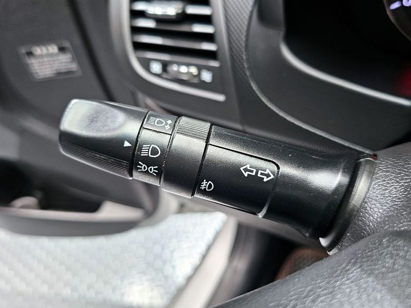 2012 Hyundai Accent Diesel 1.6 VGT Premier photo 18