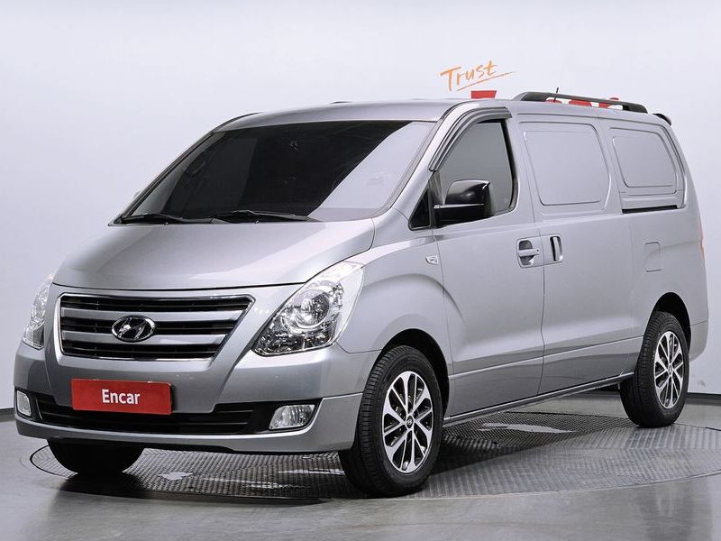 2017 Hyundai 그랜드 스타렉스 3-Seater VAN Smart photo 1