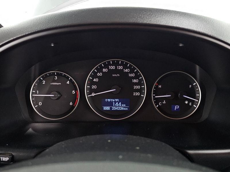 2017 Hyundai 그랜드 스타렉스 3-Seater VAN Smart photo 8
