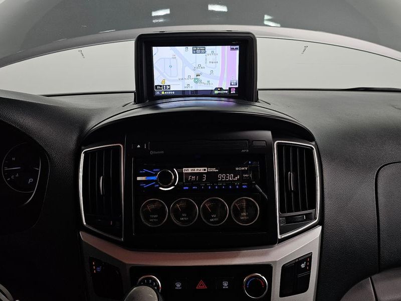 2017 Hyundai 그랜드 스타렉스 3-Seater VAN Smart photo 14