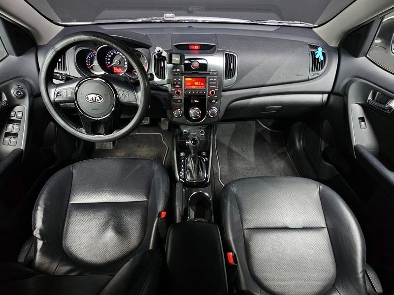 2013 Kia 포르테 1.6 GDI Luxury Standard photo 7