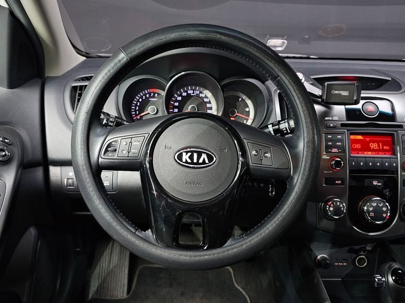 2013 Kia 포르테 1.6 GDI Luxury Standard photo 13