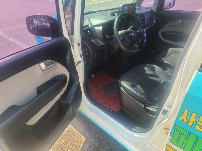 2016 Kia Ray VAN Deluxe photo 10