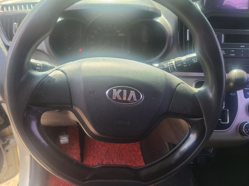 2016 Kia Ray VAN Deluxe photo 17