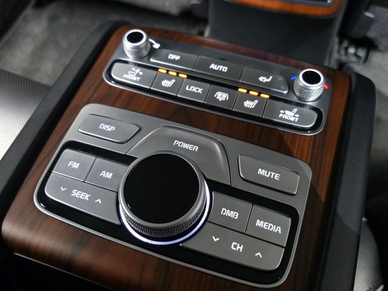 2019 Kia K9 3.8 GDI AWD PlatinumⅢ photo 19