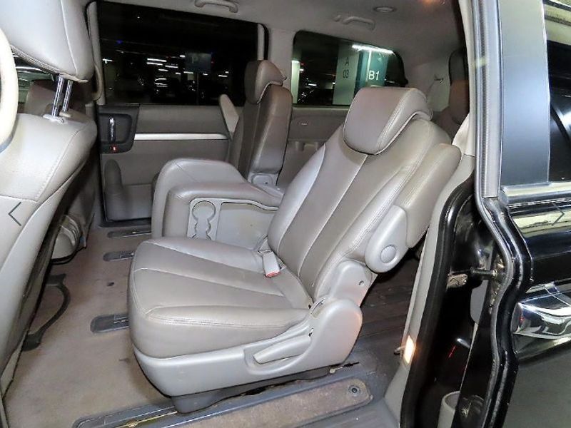 2014 Kia Carnival Grand GLX Premium photo 7