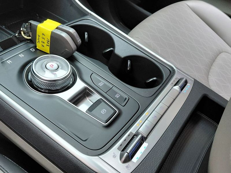2024 Kia Carnival Gasoline 9-Seater Prestige photo 9