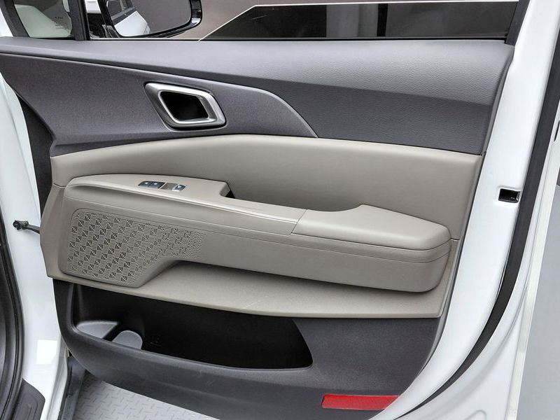 2024 Kia Carnival Gasoline 9-Seater Prestige photo 25