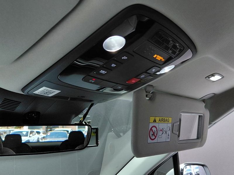 2024 Kia Carnival Gasoline 9-Seater Prestige photo 27
