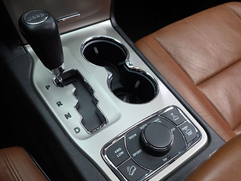 2012 Jeep Grand Cherokee 3.0 Diesel Overland WK2 photo 9