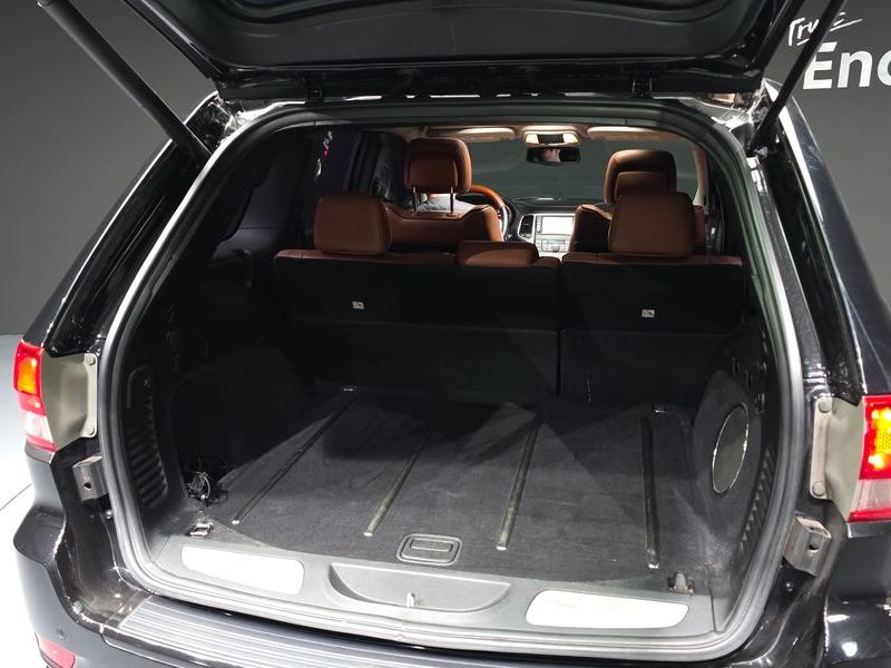 2012 Jeep Grand Cherokee 3.0 Diesel Overland WK2 photo 20