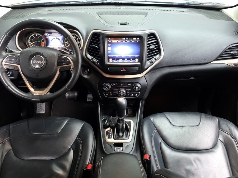 2014 Jeep Cherokee 3.2 2WD photo 7