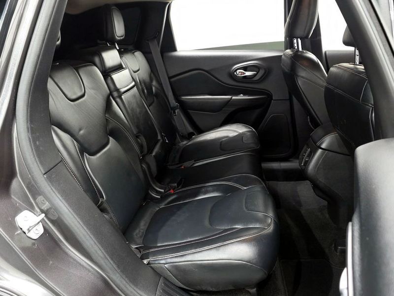 2014 Jeep Cherokee 3.2 2WD photo 12