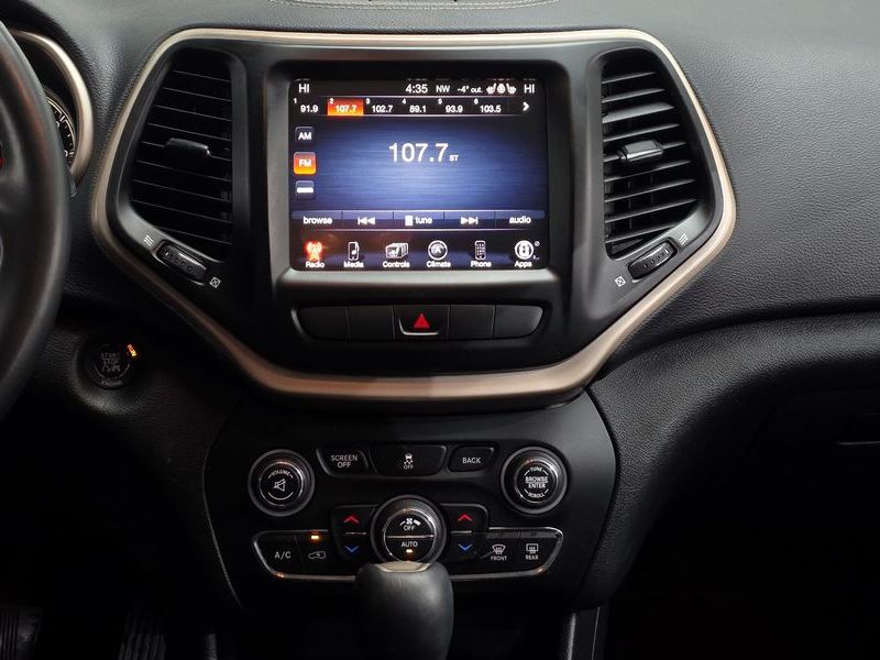 2014 Jeep Cherokee 3.2 2WD photo 14