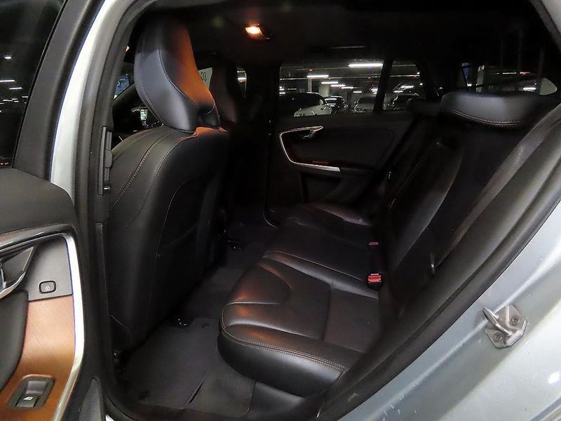 2016 Volvo V60 D4 photo 7