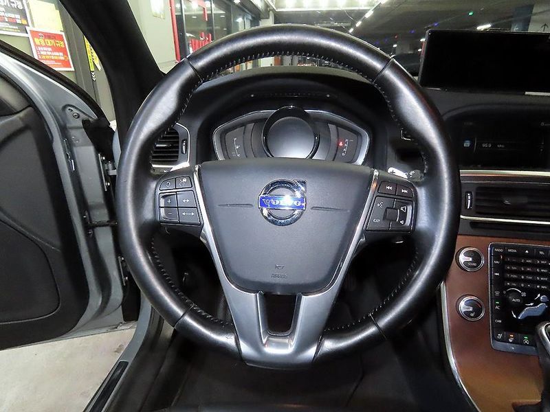 2016 Volvo V60 D4 photo 8