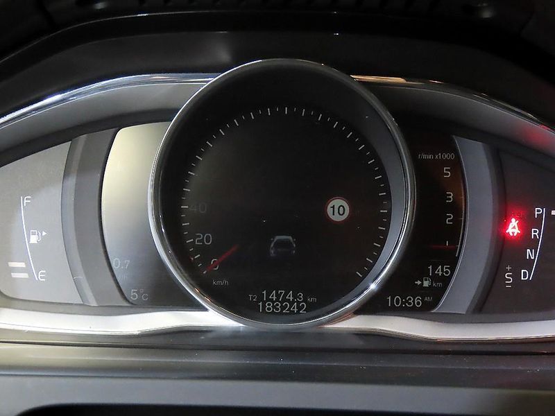 2016 Volvo V60 D4 photo 9