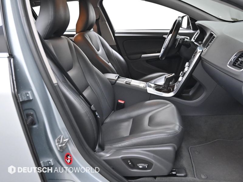 2018 Volvo V60 D4 1st photo 10
