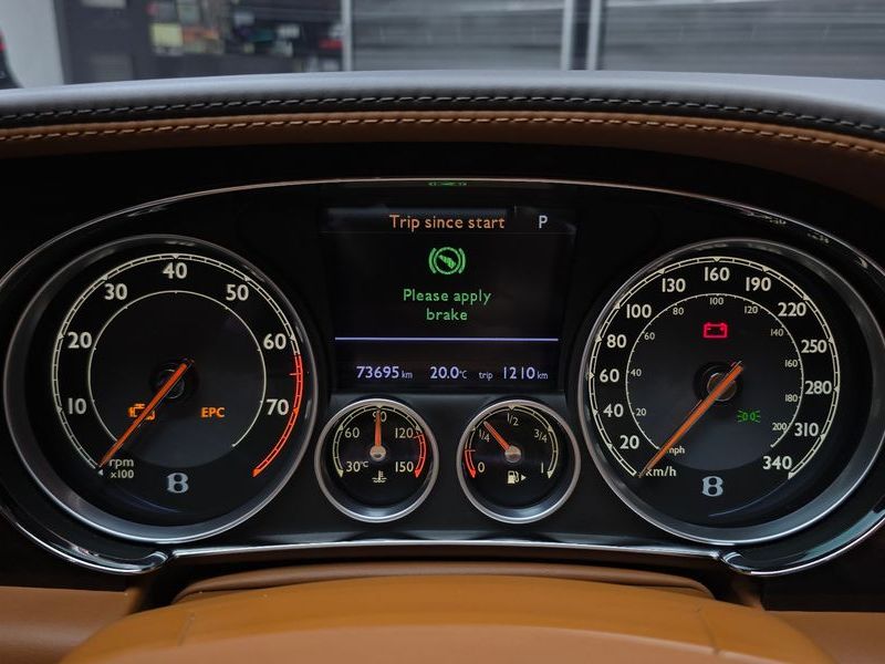 2014 Bentley Flying Spur 6.0 photo 8