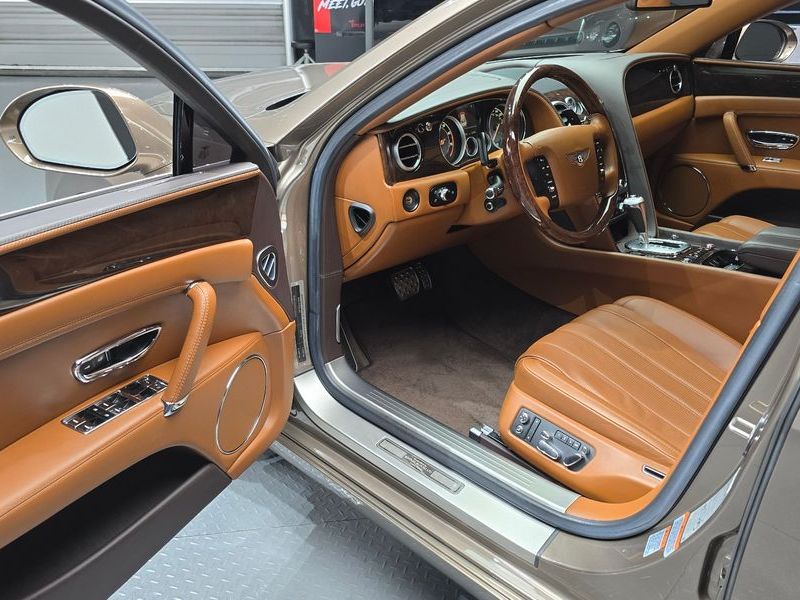 2014 Bentley Flying Spur 6.0 photo 10