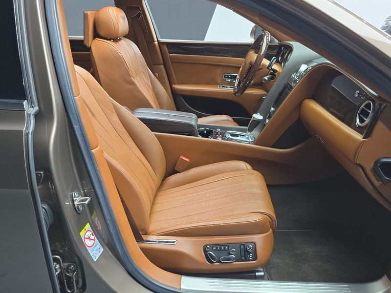 2014 Bentley Flying Spur 6.0 photo 11