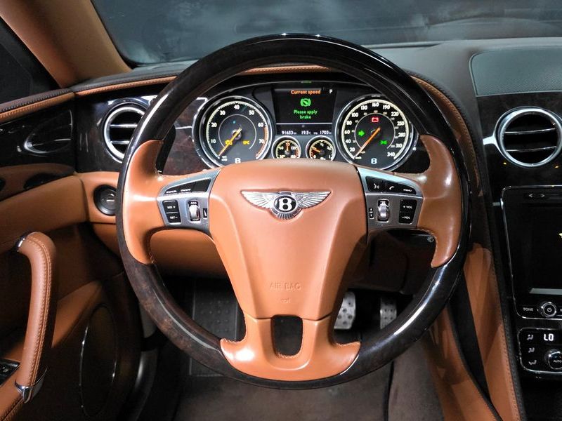 2016 Bentley Flying Spur 4.0 photo 13