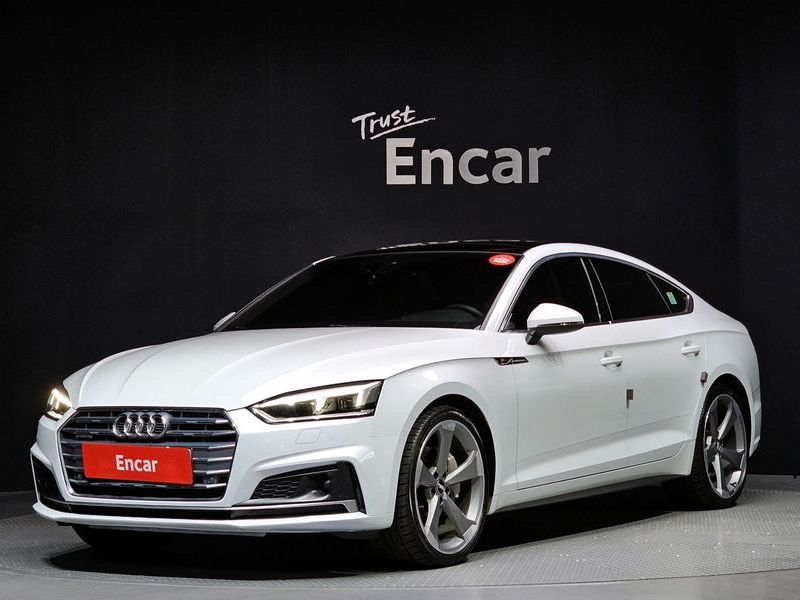 2019 Audi A5 45 TFSI Quattro Premium Sportback photo 1