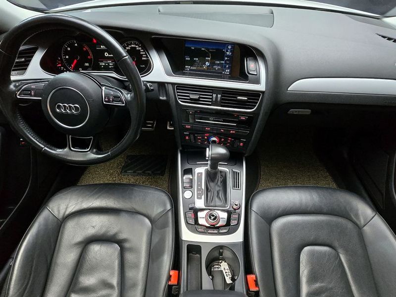 2015 Audi A4 30 TDI Dynamic B8 photo 7