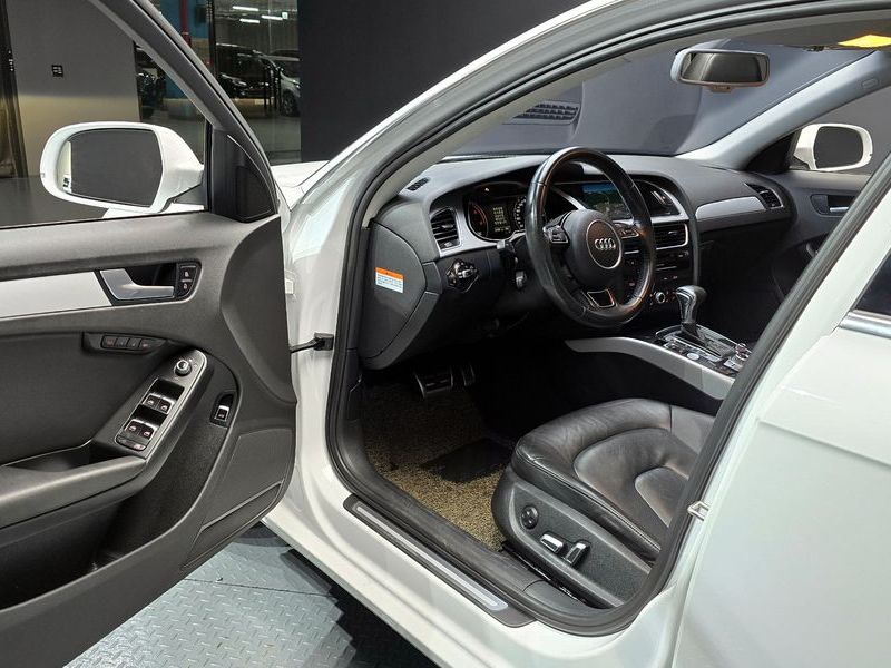 2015 Audi A4 30 TDI Dynamic B8 photo 11