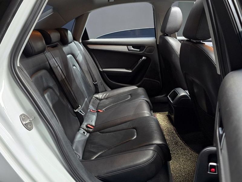 2015 Audi A4 30 TDI Dynamic B8 photo 12