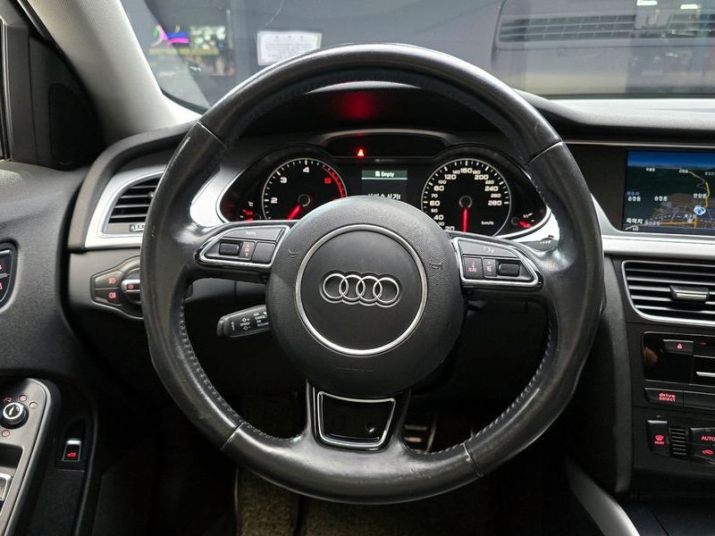 2015 Audi A4 30 TDI Dynamic B8 photo 14