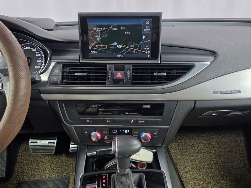 2013 Audi A7 3.0 TFSI Quattro Entry 4G photo 14