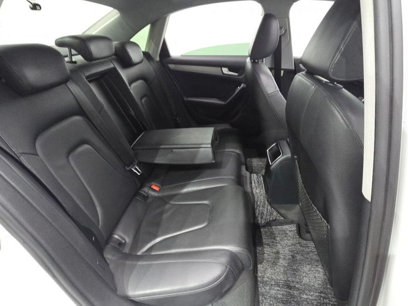 2014 Audi A4 2.0 TDI dynamic B8 photo 12
