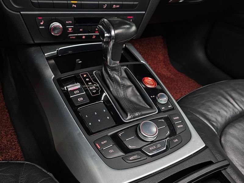 2012 Audi A7 3.0 TFSI Quattro Entry 4G photo 9
