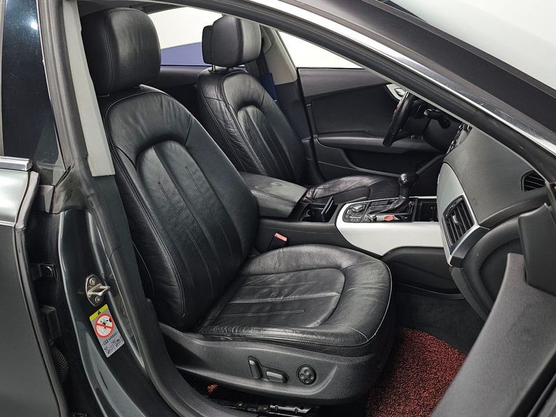 2012 Audi A7 3.0 TFSI Quattro Entry 4G photo 11