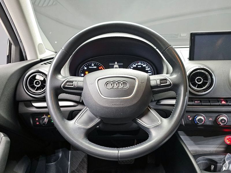 2015 Audi A3 25 TDI Dynamic 8V photo 13