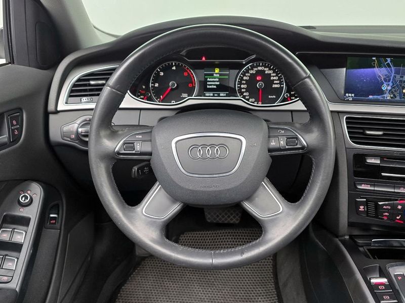 2013 Audi A4 2.0 TDI Quattro Dynamic B8 photo 14