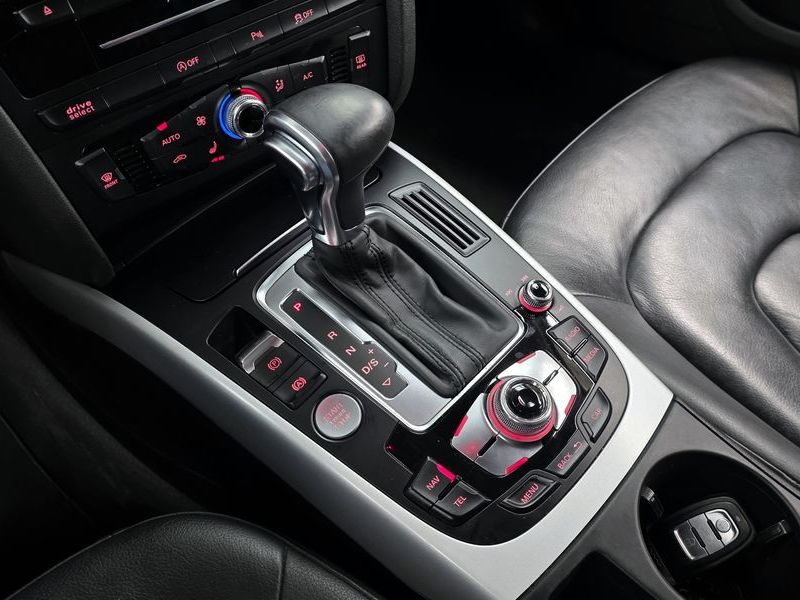 2015 Audi A4 35 TDI Quattro Dynamic B8 photo 9