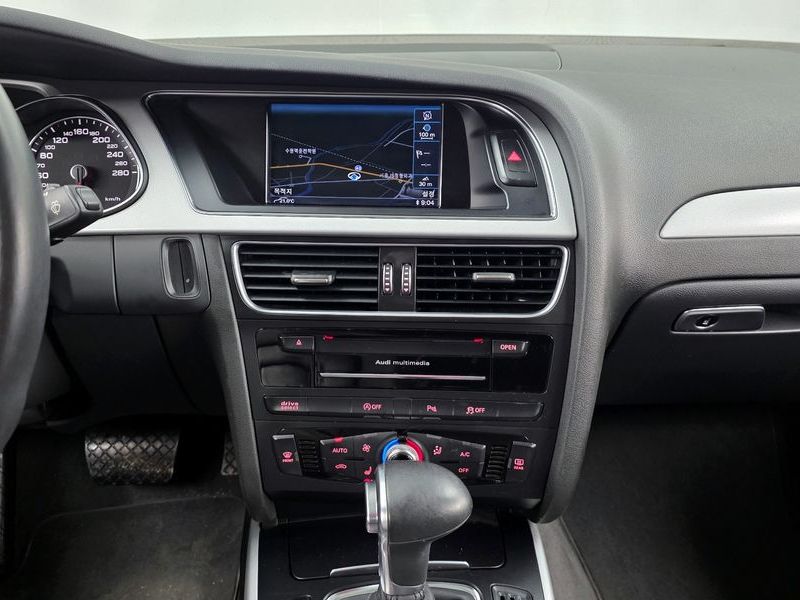2015 Audi A4 35 TDI Quattro Dynamic B8 photo 14