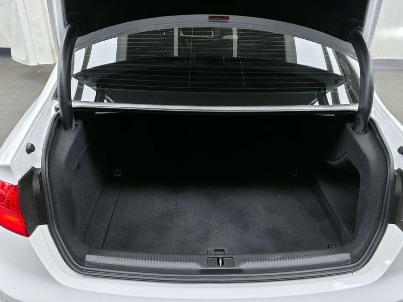 2015 Audi A4 35 TDI Quattro Dynamic B8 photo 20