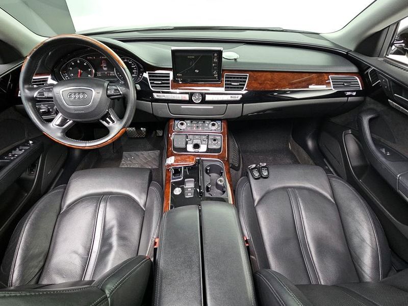2012 Audi A8 4.2 FSI Quattro LWB D4 photo 7