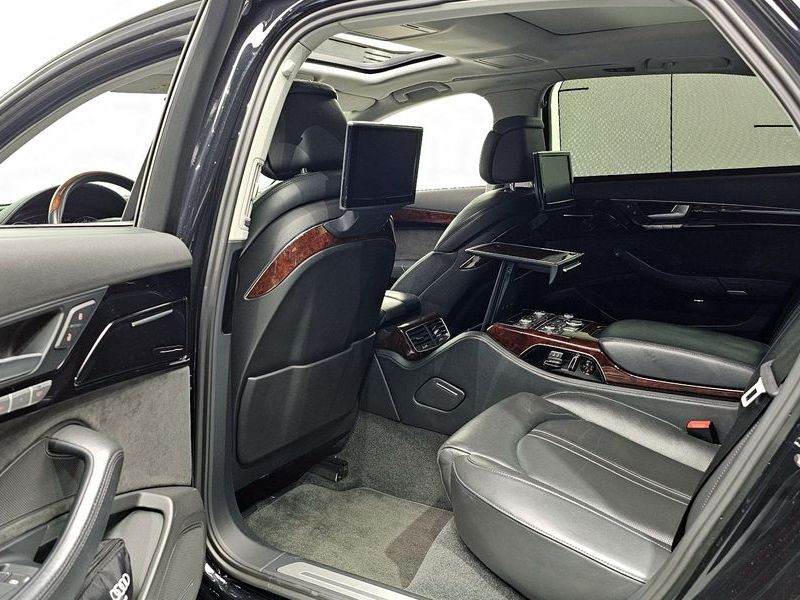 2012 Audi A8 4.2 FSI Quattro LWB D4 photo 11