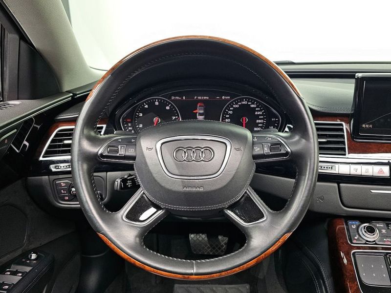2012 Audi A8 4.2 FSI Quattro LWB D4 photo 13
