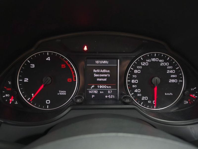 2012 Audi Q5 2.0 TDI Quattro Dynamic 8R photo 8
