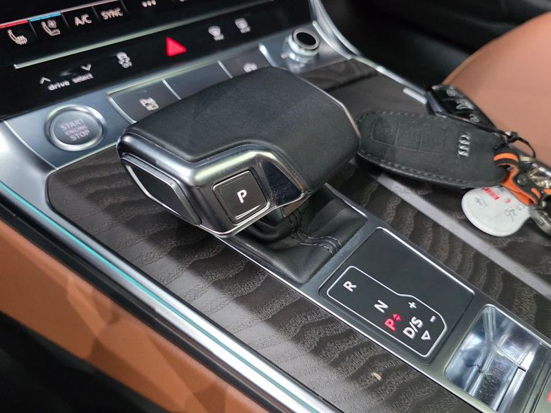 2020 Audi A6 45 TFSI Quattro Premium photo 9