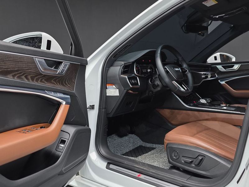 2020 Audi A6 45 TFSI Quattro Premium photo 13