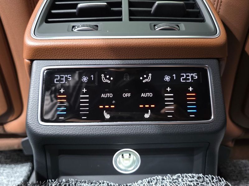 2020 Audi A6 45 TFSI Quattro Premium photo 18