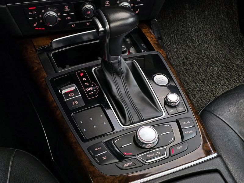 2013 Audi A6 2.0 TDI Dynamic C7 photo 9