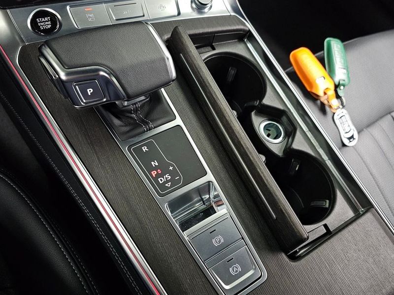 2023 Audi A7 45 TDI Quattro Premium photo 9