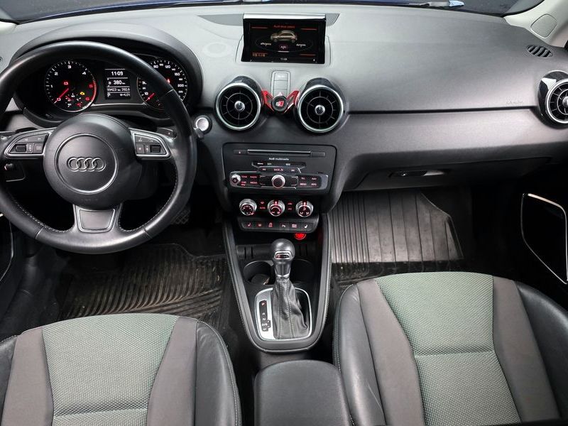 2015 Audi A1 30 TDI Design Edition Sporback photo 7
